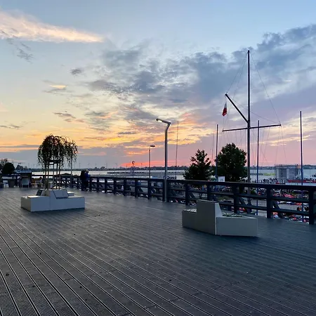 Akacjowe Zacisze * プツク